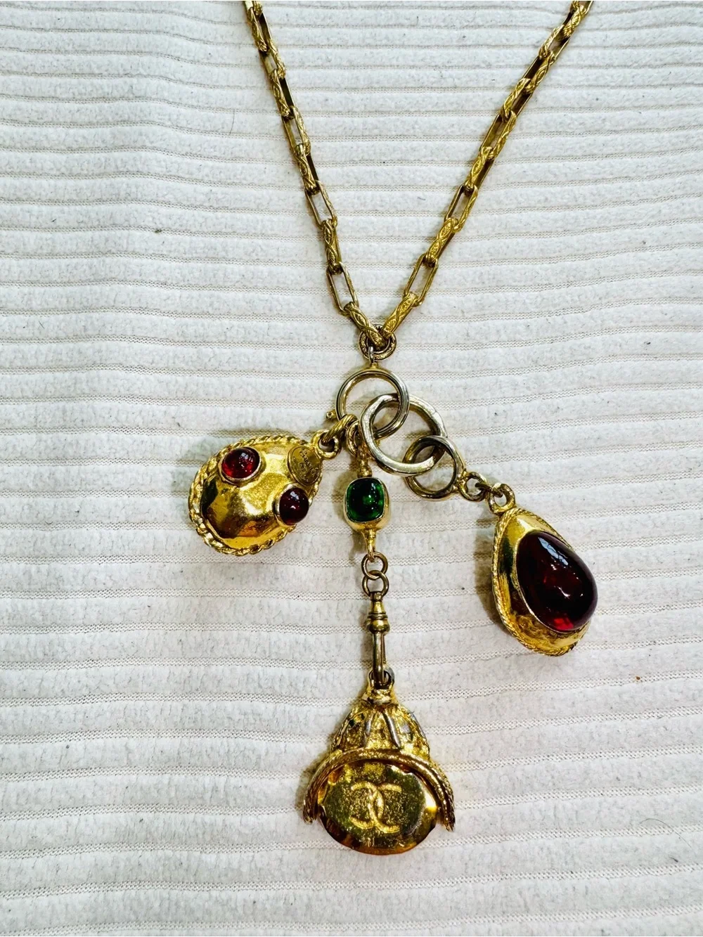 Chanel 24K Gold Plated Gripoix Fidget Multi-Pendant Necklace w/ Unique chain COA